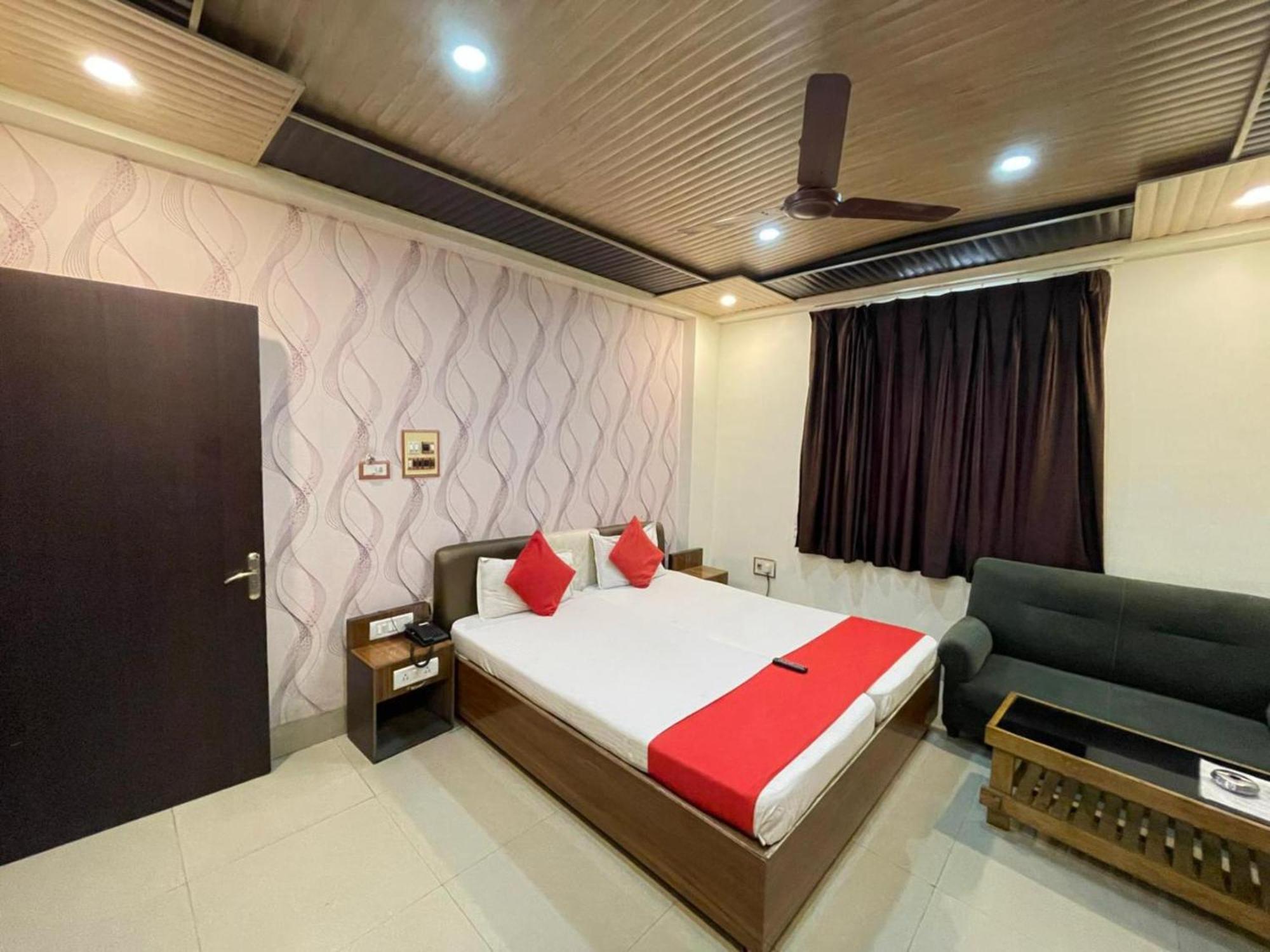Grg R P International Patna Hotell Patna  Exteriör bild